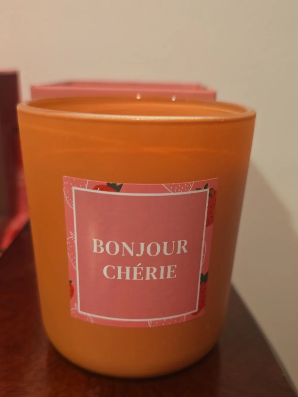 Bonjour Chérie Strawberry Scented Candle - Pink